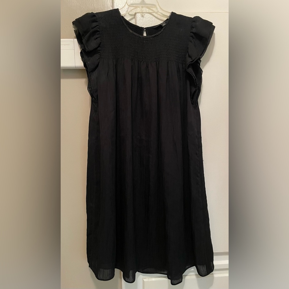 Elegant Black Sleeveless Dress